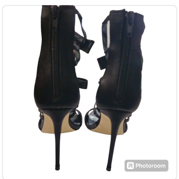 Steve Madden Sinclair Black Satin Rhinestone Sandals Strappy Stiletto  7.5 New - Picture 11 of 11